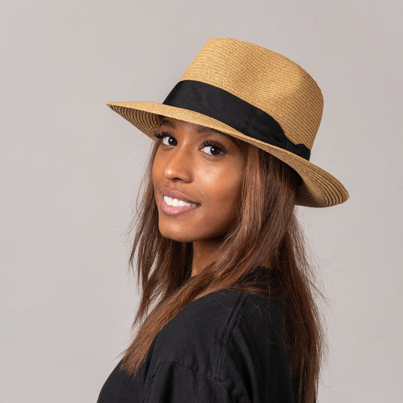 Packable best sale straw fedora