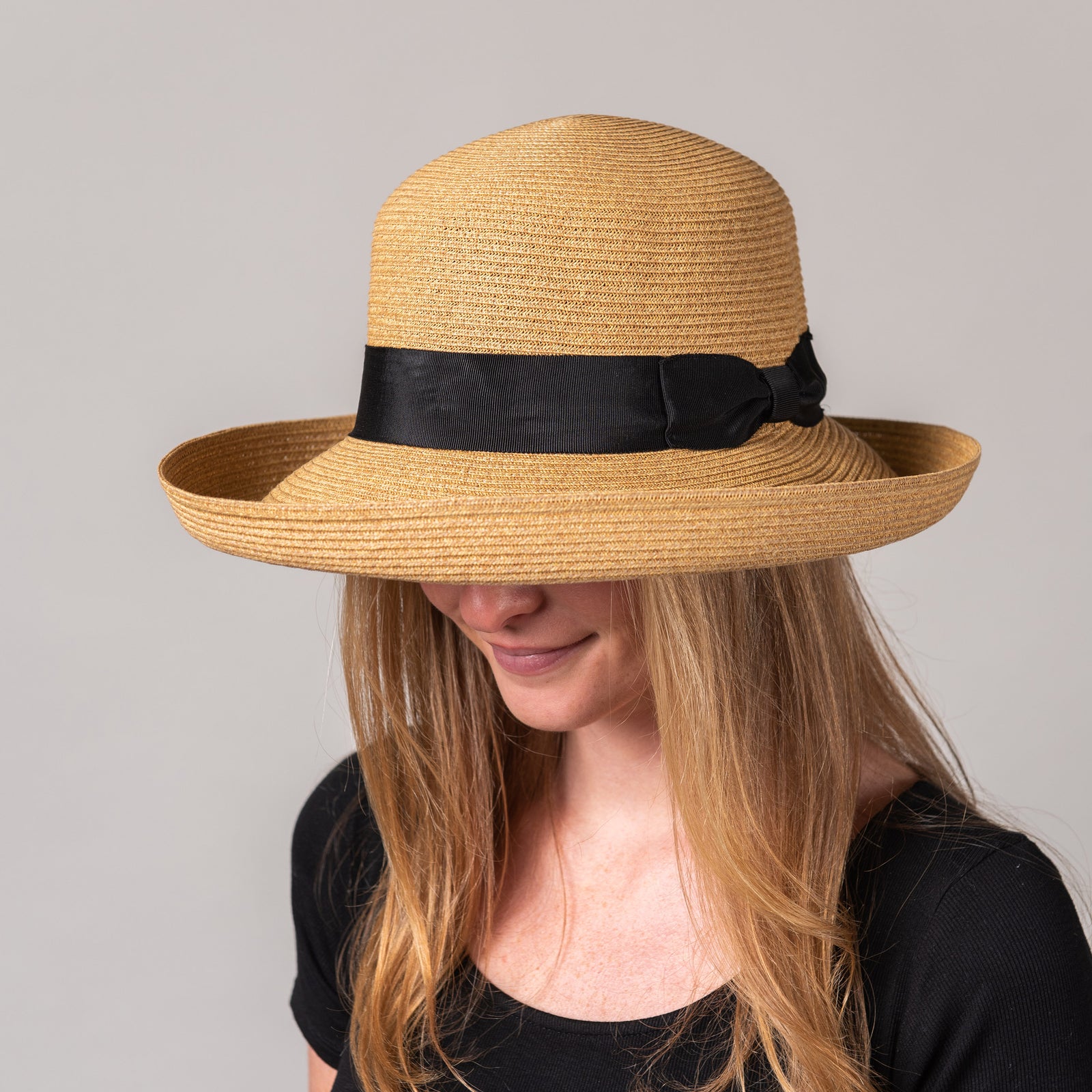 BSP-PB-HR-02-HatsOnModels-5.12  display picture 2
