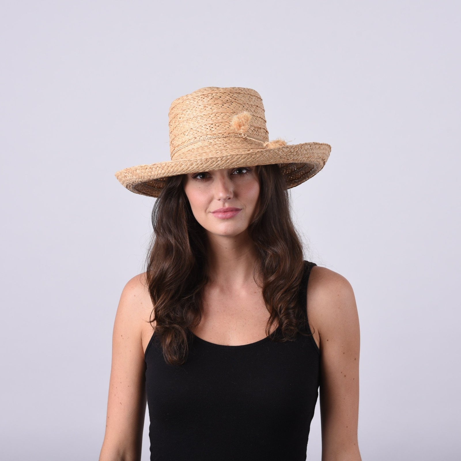 Women's Medium Brim Raffia Hat with Ribbon - Peter Beaton